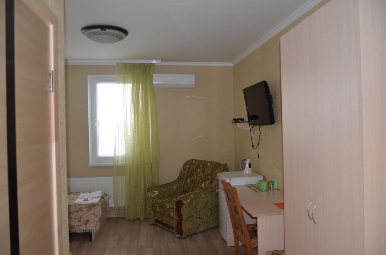 Ostroh Atlant Hotel חדר תמונה